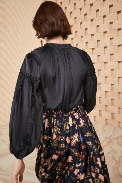 ULLA JOHNSON Maeve Blouse - Noir 9 ULLA JOHNSON Maeve Blouse - Noir -Fashion Haven Shop SHOT 105 ULLA JOHNSON MAEVE BLOUSE NOIR UJ990237 0182