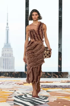 ULLA JOHNSON Sarafina Skirt - Umber -Fashion Haven Shop UJ AW23 49 Filippo bfcfef40 f694 4a45 8f98 abbae17d66b0 scaled