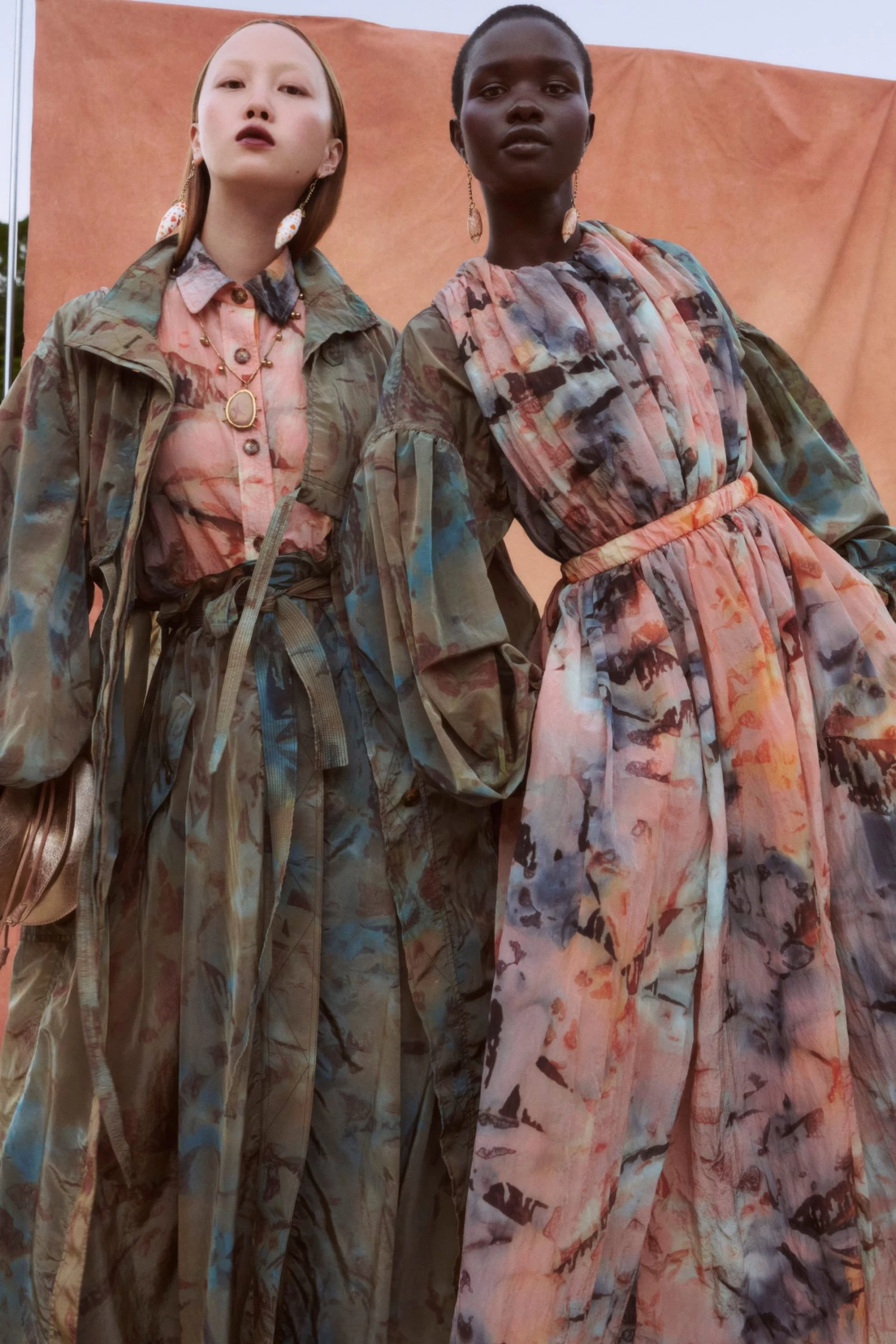 ULLA JOHNSON Hammered Textured Organic Stone Necklace - Tiger's Eye 2 ULLA JOHNSON Hammered Textured Organic Stone Necklace - Tiger's Eye - Image 2